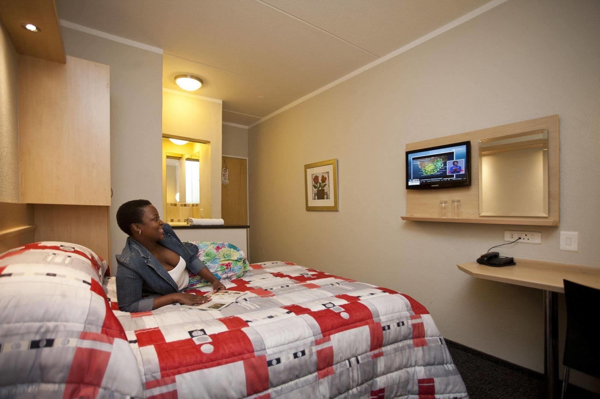 Road Lodge Carnival City Brakpan Exterior photo